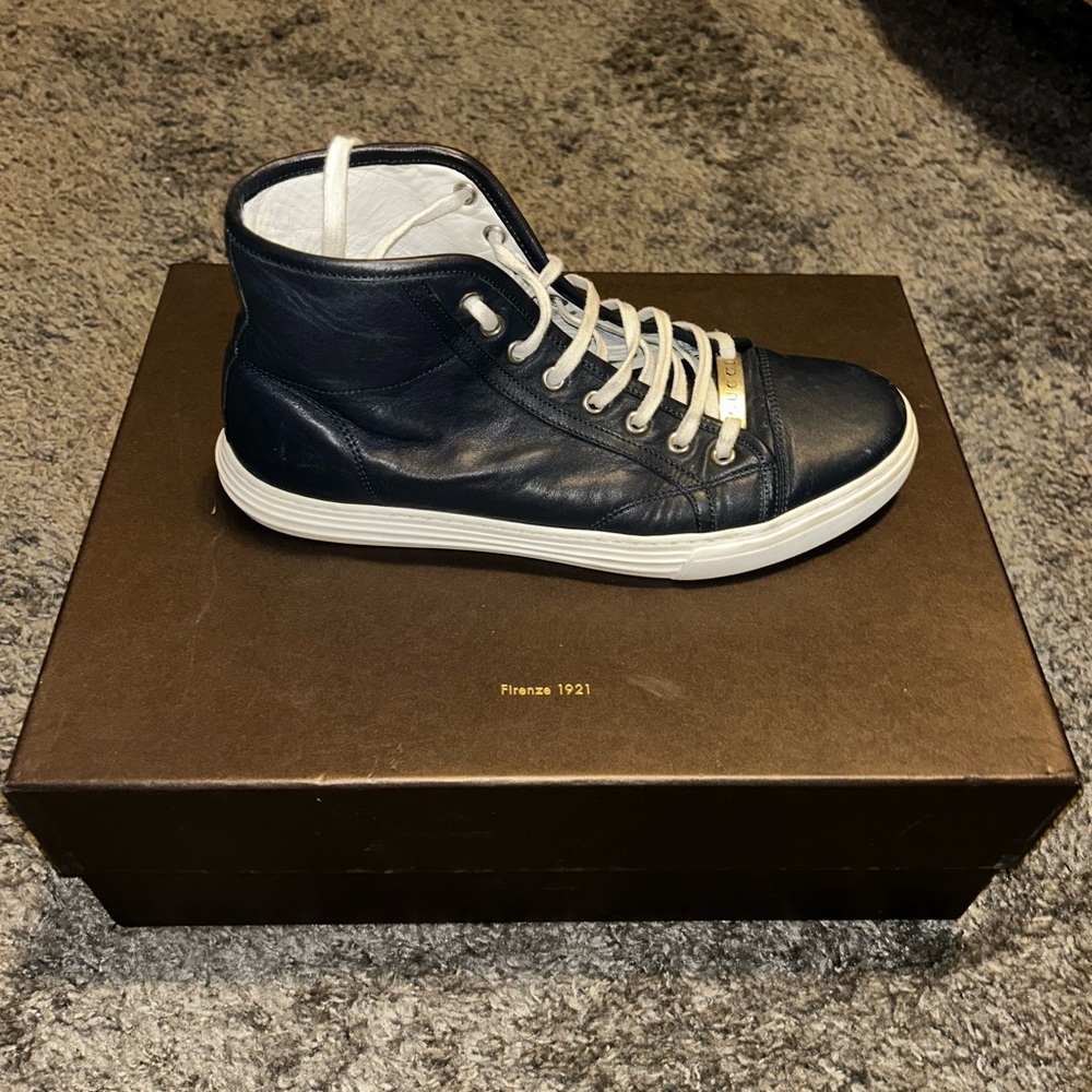 Vintage Gucci Sneakers!!! - Picture 4 of 6